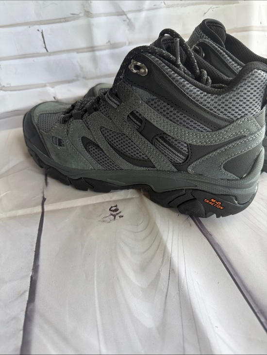 Hi-Tec Men’s Ravus MID Waterproof Hiking Boots - Gray main image 10
